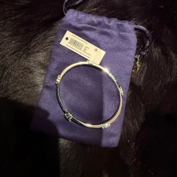 Brand New Tory Burch silver Classic Logo Hinge Bangle - Picture 5 of 5